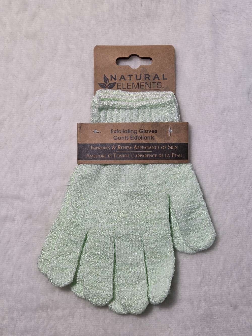 Natural Elements Exfoliating Gloves in Light Green